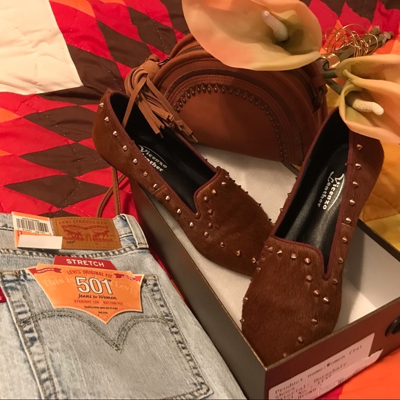 🆕Vincenzo  Leather Hair-on Gold-Studded Flats 8 - Picture 2 of 8